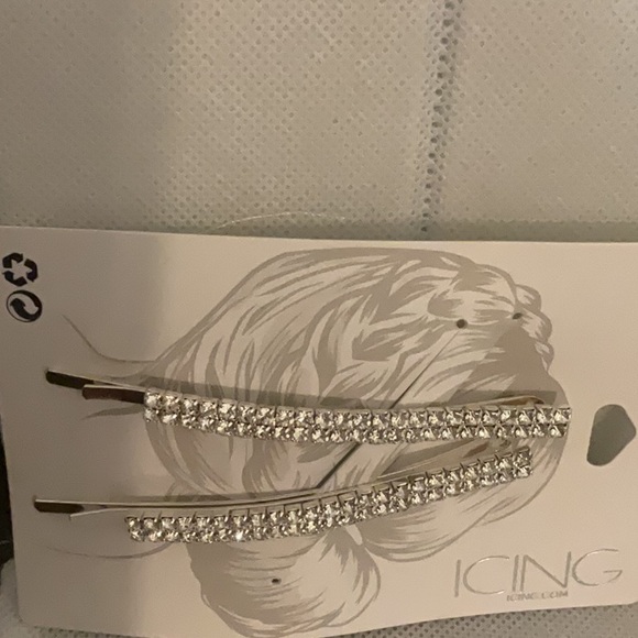 Sale! Icing Silver Tone Rhinestone Bobbie Pins, Set of 2, NWT - Picture 3 of 4